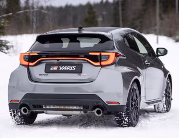 Toyota GR Yaris MT [Worldwide] '2024–pr.
