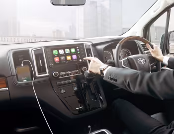 Interior Toyota GranAce Premium '2019–24