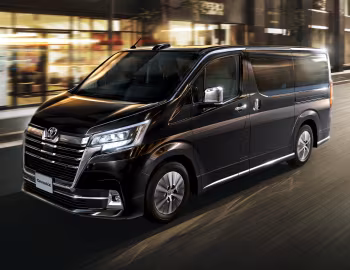 Toyota GranAce Premium '2019–24