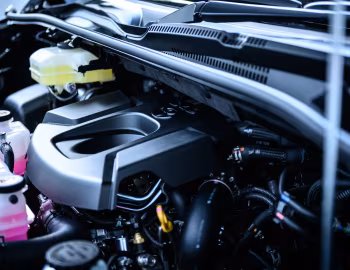 Bajo el capó Toyota GranAce Premium '2019–24