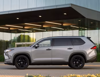 2025–pr. Toyota Grand Highlander HEV AWD "Nightshade" [North America] '2024–pr.
