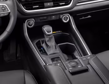 Interior 2024–pr. Toyota Grand Highlander Hybrid Max XLE [North America] '2023–pr.
