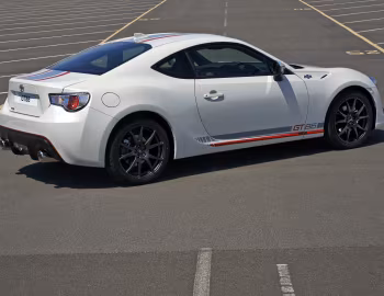 Toyota GT86 "Blanco" [UK-spec] '2015