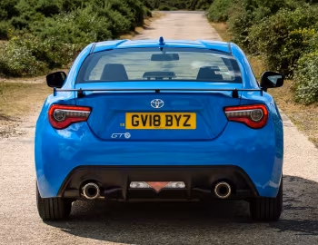 Toyota GT86 "Blue Edition" [UK-spec] '2018–21