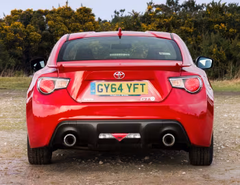 Toyota GT 86 [UK-spec] '2012–16