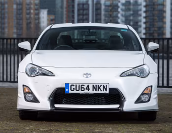 Toyota GT 86 "Aero" [UK-spec] '2014–16