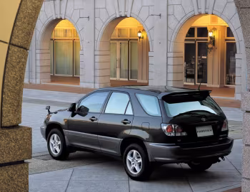 Toyota Harrier 3.0 "iR Version" [Japan] (TA-MCU10W) '11.2000–01.2003