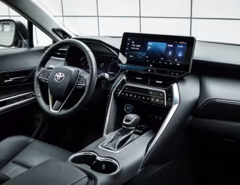 Interior Toyota Harrier [China] '2021–pr.