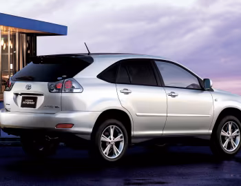 Toyota Harrier Hybrid '04.2005–09.2013
