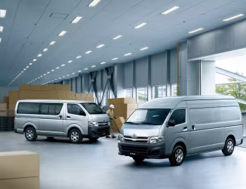 Toyota Hiace '2010–14