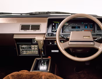 Panel frontal Toyota Hiace [Japan] (H50) '12.1982–08.1987