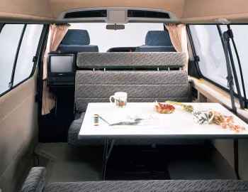 Interior Toyota Hiace Cruising Cabin High Roof [Japan] '05.1993–99