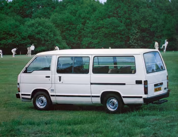 Toyota Hiace Combi [UK-spec] '1982–89