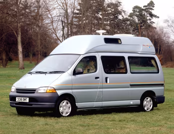 Toyota Hiace Devon Rio Grande '1995–2006