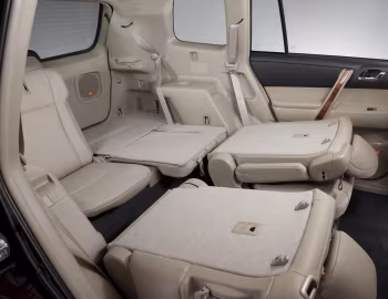 Interior 2011–13 Toyota Highlander [North America] (XU40) '2010–13