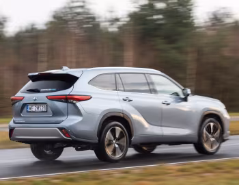 Toyota Highlander Hybrid AWD-i [EU-spec] '2020–pr.
