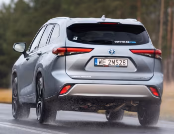Toyota Highlander Hybrid AWD-i [EU-spec] '2020–pr.