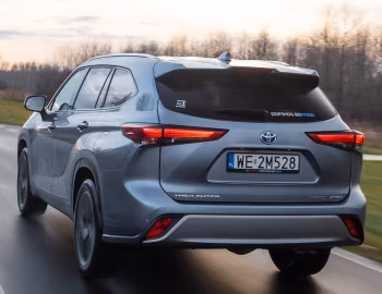 Toyota Highlander Hybrid AWD-i [EU-spec] '2020–pr.
