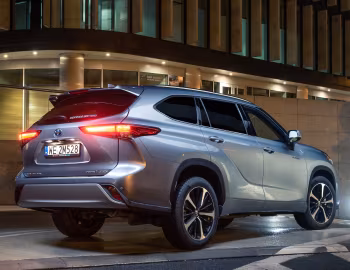 Toyota Highlander Hybrid AWD-i [EU-spec] '2020–pr.