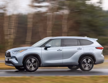 Toyota Highlander Hybrid AWD-i [EU-spec] '2020–pr.