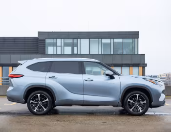 Toyota Highlander Hybrid AWD-i [EU-spec] '2020–pr.