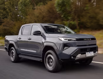 Toyota Hilux BEV SR5 Double Cab [Australia] '2026