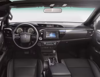 Panel frontal Toyota Hilux "Invincible" Double Cab '2018–20