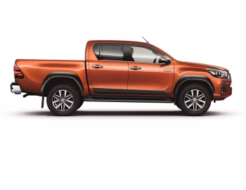 Toyota Hilux "Invincible" Double Cab '2018–20