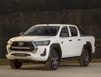Toyota Hilux Raider "X" Double Cab [South Africa] '2023