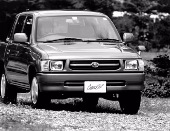 Toyota Hilux Double Cab 2WD [Japan] '1997–2001