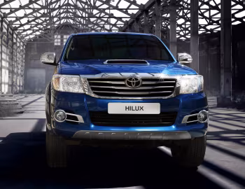Toyota Hilux Invincible Double Cab '2013–15
