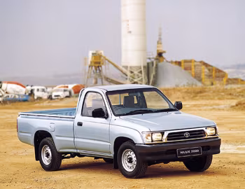 Toyota Hilux 2000 Single Cab [South Africa] '1997–2001