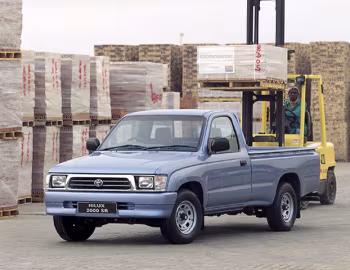 Toyota Hilux 2000 SR Single Cab [South Africa] '1997–2001