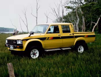 Toyota HILUX 4WD Diesel SR package Double Cab [Japan] (K-LN46) '10.1981–11.1983
