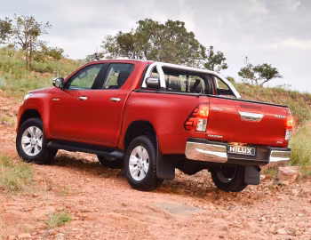 Toyota Hilux 4×4 Raider Double Cab [South Africa] '2016–18