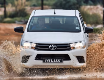 Toyota Hilux 4×4 SRX Double Cab [South Africa] '2016–20