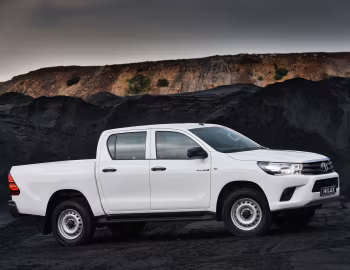 Toyota Hilux 4×4 SRX Double Cab [South Africa] '2016–20