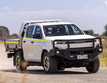 Toyota Hilux BEV SR5 Double Cab [Australia] '2026