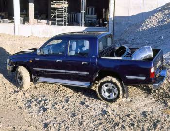 Toyota Hilux Double Cab [UK-spec] '1997–2001
