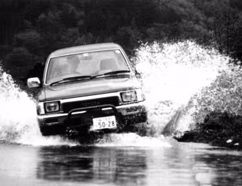 Toyota Hilux Double Cab 4WD [Japan] '09.1988–09.1997
