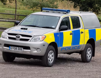 Toyota Hilux Double Cab Police [UK-spec] '2005–08