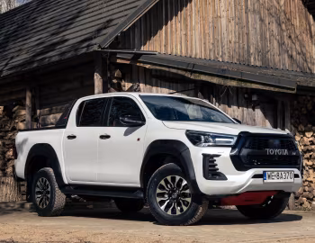 Toyota Hilux GR Sport Double Cab [Worldwide] '2022–23