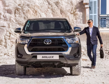 Toyota Hilux "Heritage" Xtra Cab [France] '2023