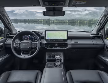 Panel frontal Toyota Hilux Hybrid 48V Invincible Double Cab [EU-spec] '2026