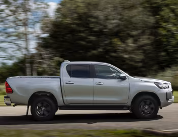 Toyota Hilux Hybrid Double Cab [EU-spec] '2024–pr.