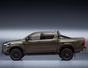 Toyota Hilux Hybrid Invincible Double Cab [EU-spec] '2024–pr.