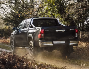 Toyota Hilux "Invincible 50 Chrome Edition" Double Cab '2018
