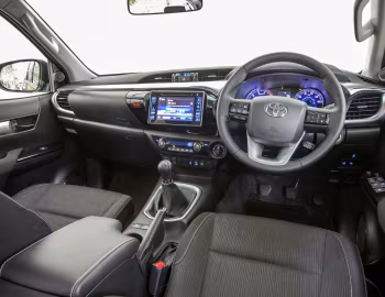 Panel frontal Toyota Hilux Invincible Double Cab [UK-spec] '2016–20