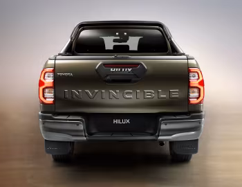 Toyota Hilux Invincible Double Cab [Worldwide] '2020–pr.