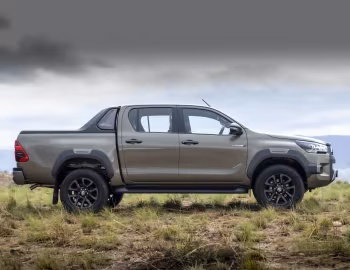 Toyota Hilux Legend Double Cab [South Africa] '2020–pr.